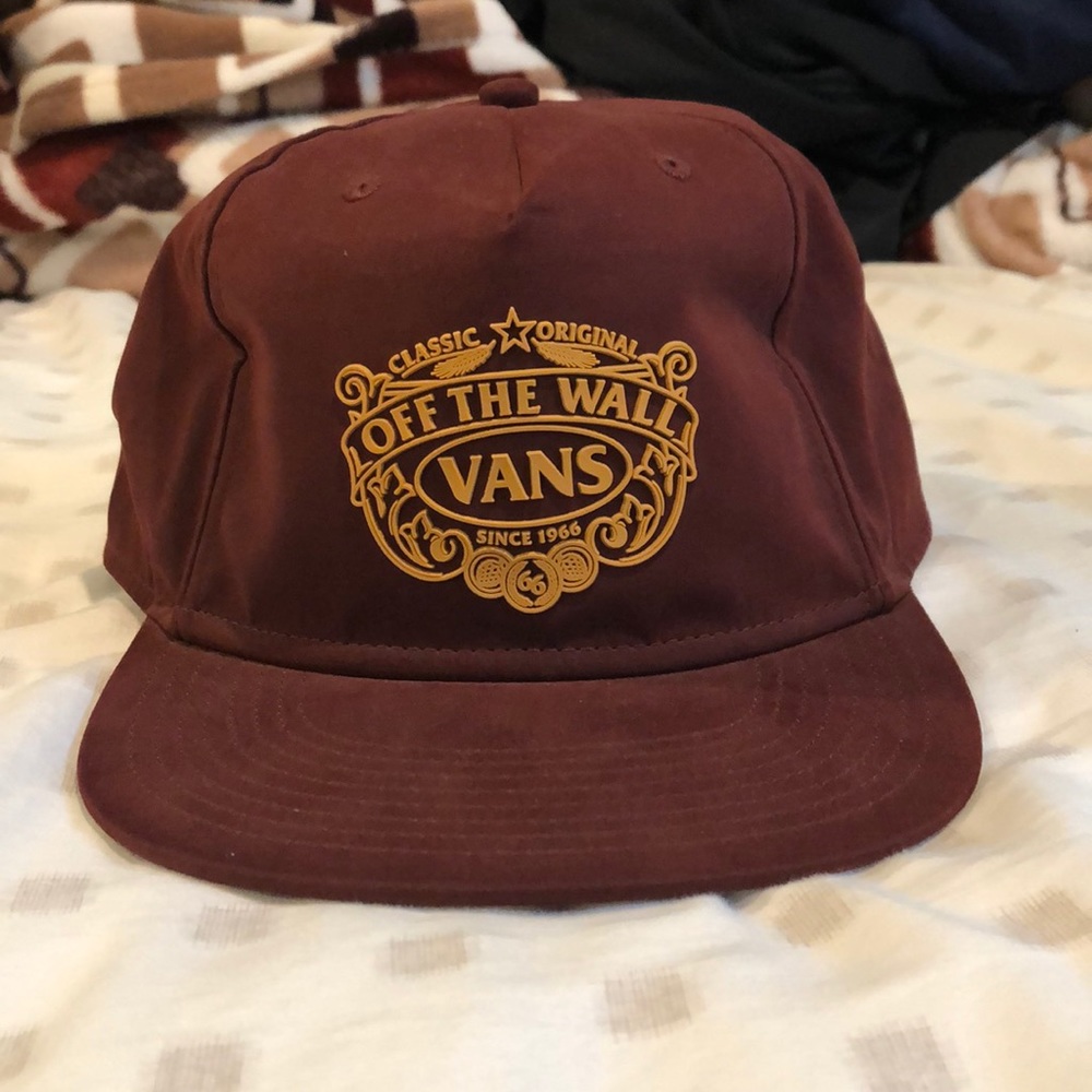 Vans maroon SnapBack hat
